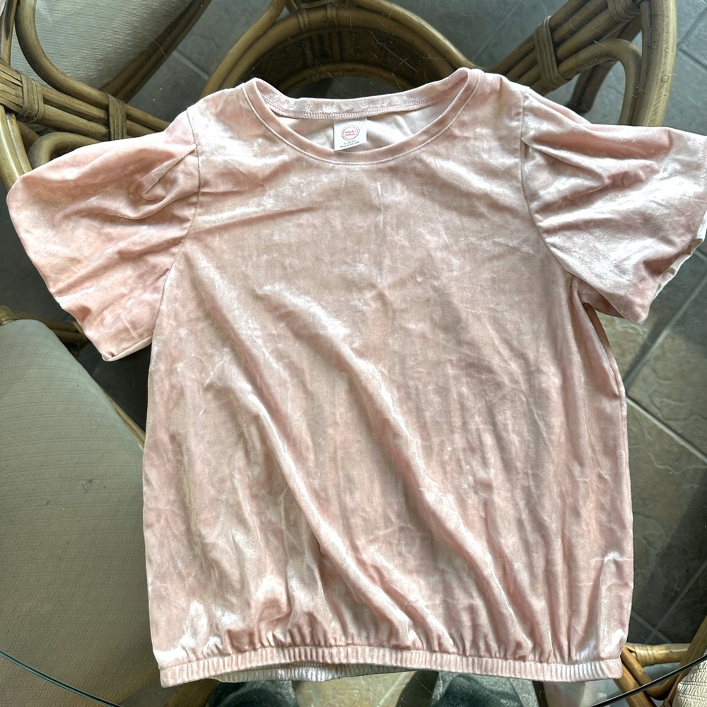 🦋3for$10🦋 Pink velvet top